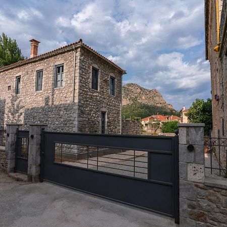 Englezena'S Guesthouse Λεωνίδιο Εξωτερικό φωτογραφία