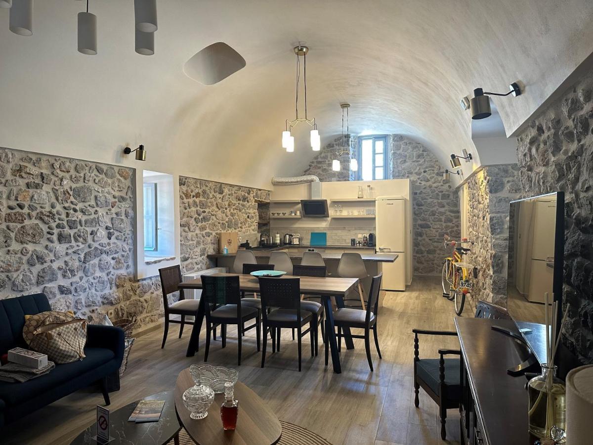 Englezena'S Guesthouse Λεωνίδιο Εξωτερικό φωτογραφία