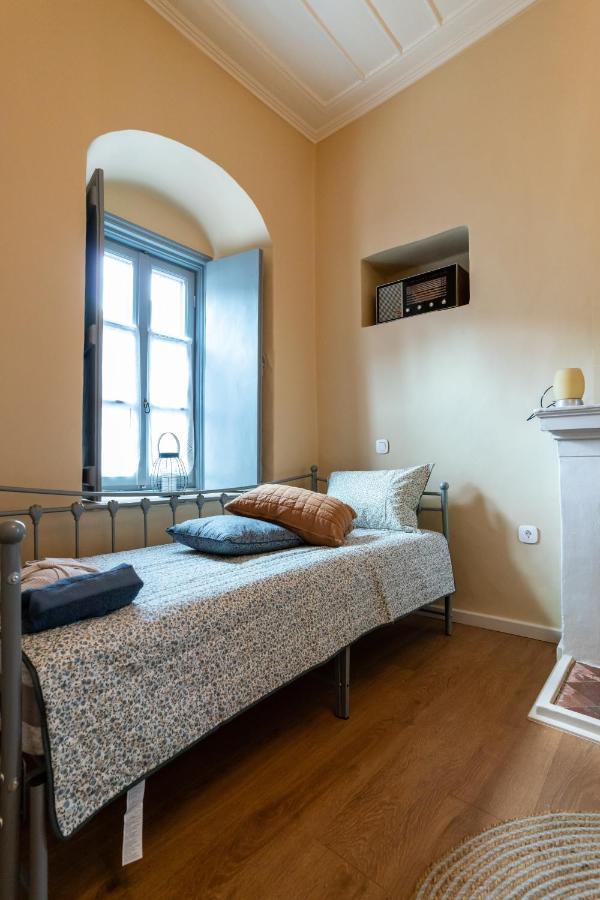 Englezena'S Guesthouse Λεωνίδιο Εξωτερικό φωτογραφία